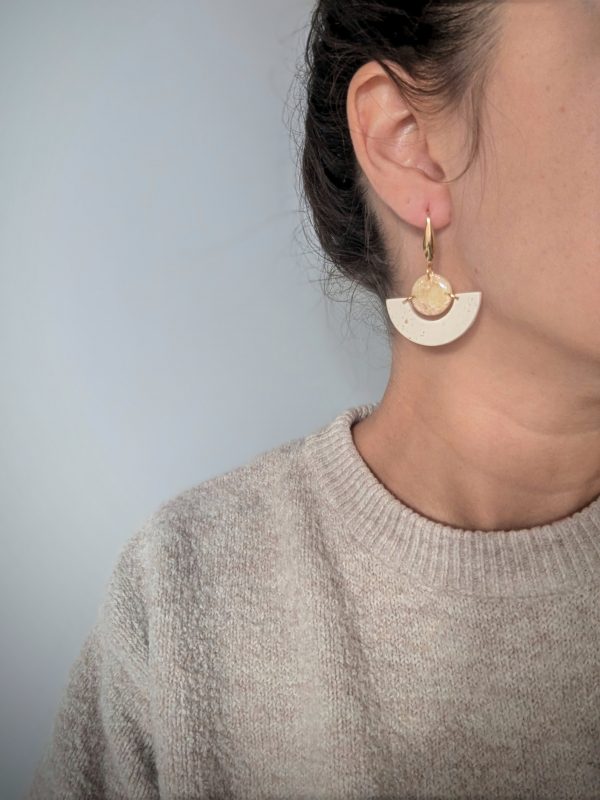 Monise – Image 2